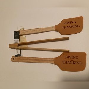 Threshold silicone spatulas & Ostbit bamboo tongs